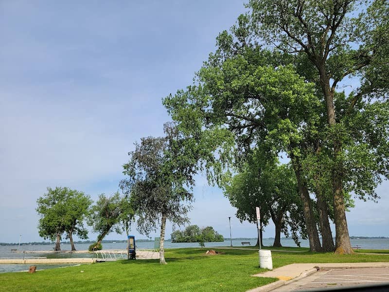 Round Island - Image 2