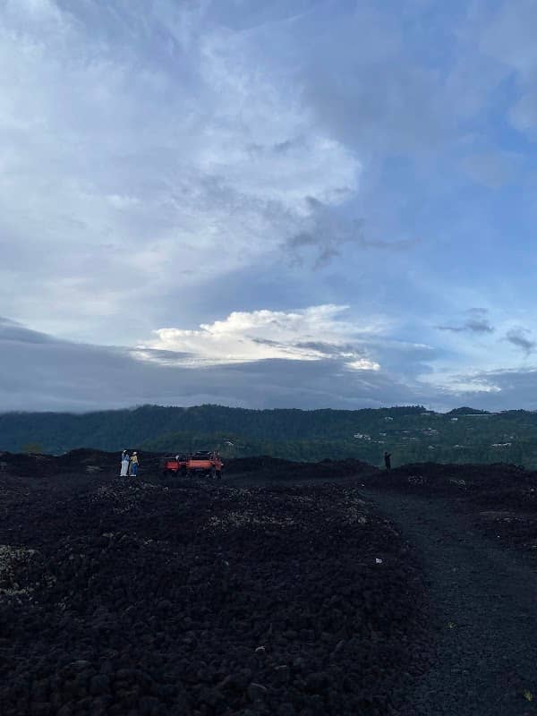 Black Lava Jeep Adventure - Image 3