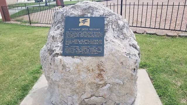 Chanute-Wright Brothers Memorial - Image 2