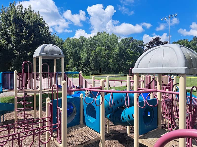 Baines Park - Image 1