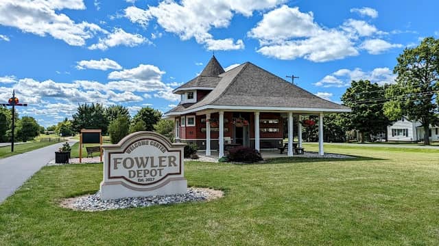 Fowler Depot - Image 2
