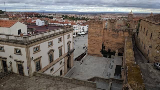 Casa de los Caballos - Image 2