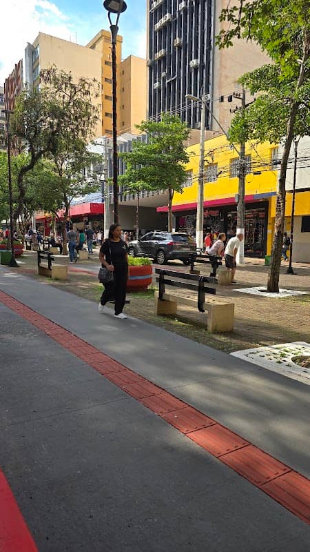 Relojão de Londrina - Image 1