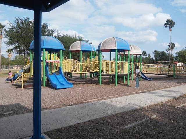 Lions Park - Image 1