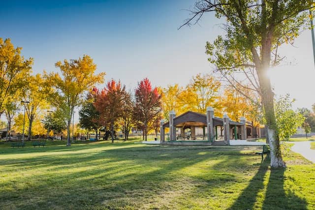 Citizens' Park - Image 2