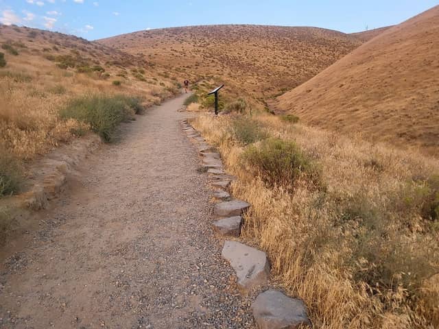 Badger Mountain Trailhead - Image 2
