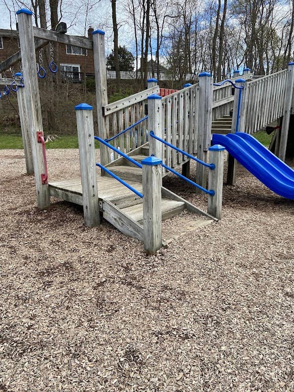 Soldier & sailors park - Image 1