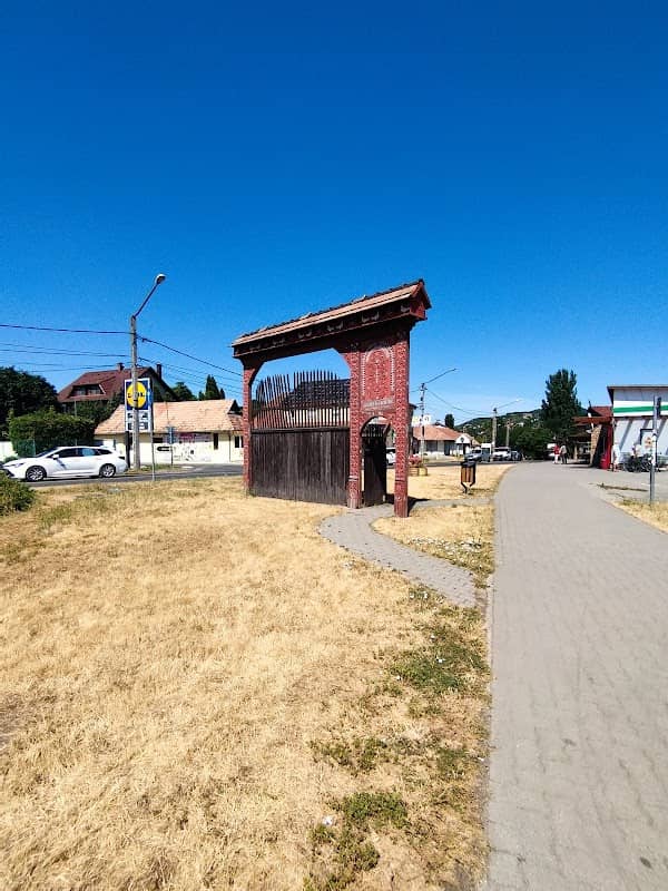Székelykapu - Image 1