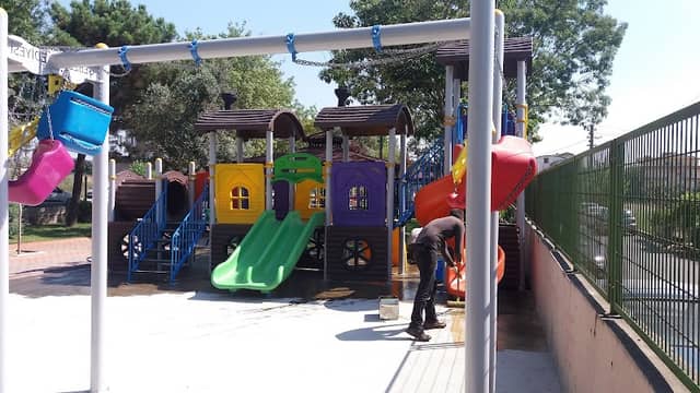 Yalız Parkı - Image 1