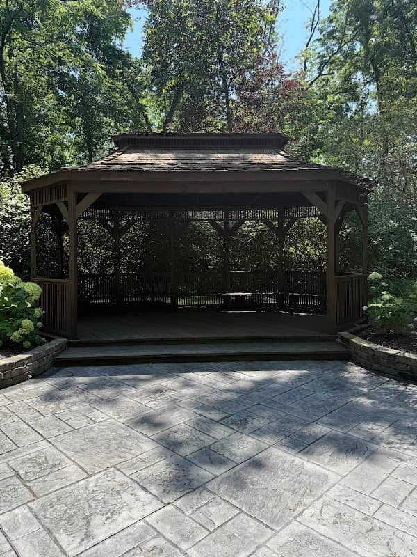 Pattison Park Lodgeside - Image 1