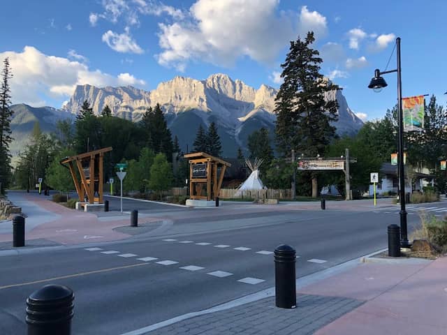 The Canmore ("Big Head" Sculpture) - Image 3