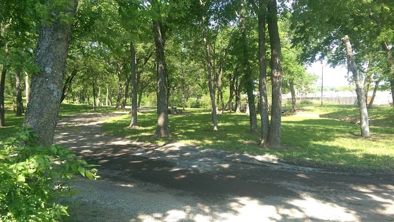 Lambert Park - Image 2