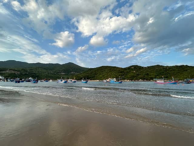 Bãi Tắm Vĩnh Hy - Image 1