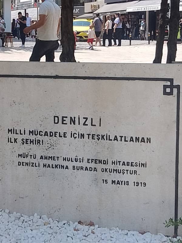 Milli Mücadele Anıtı - Image 1