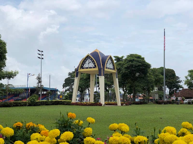 Menara Jam Batu Pahat - Image 1