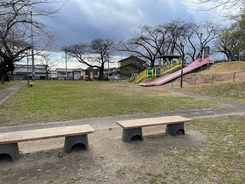 Namikijido Park - Image 1
