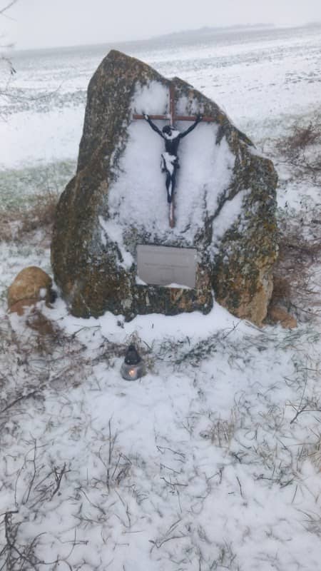 Kameň č.1. Rumanová-Zemianske Sady - Image 1