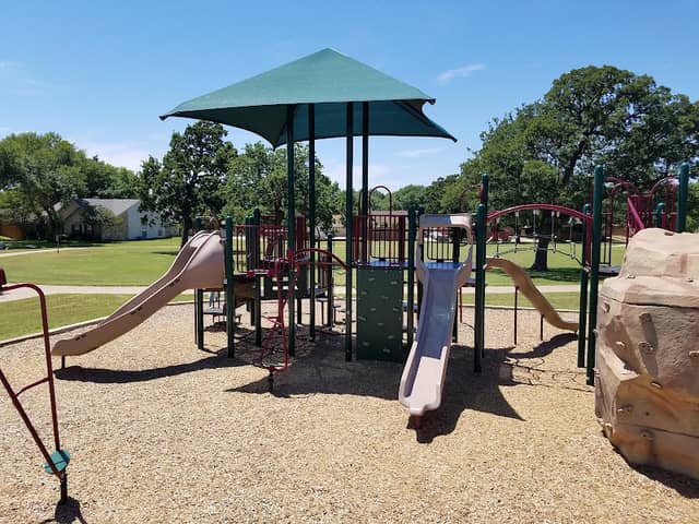 Westchester Park - Image 1
