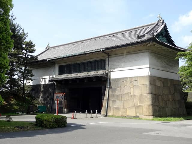 Kikyō-mon Gate - Image 3