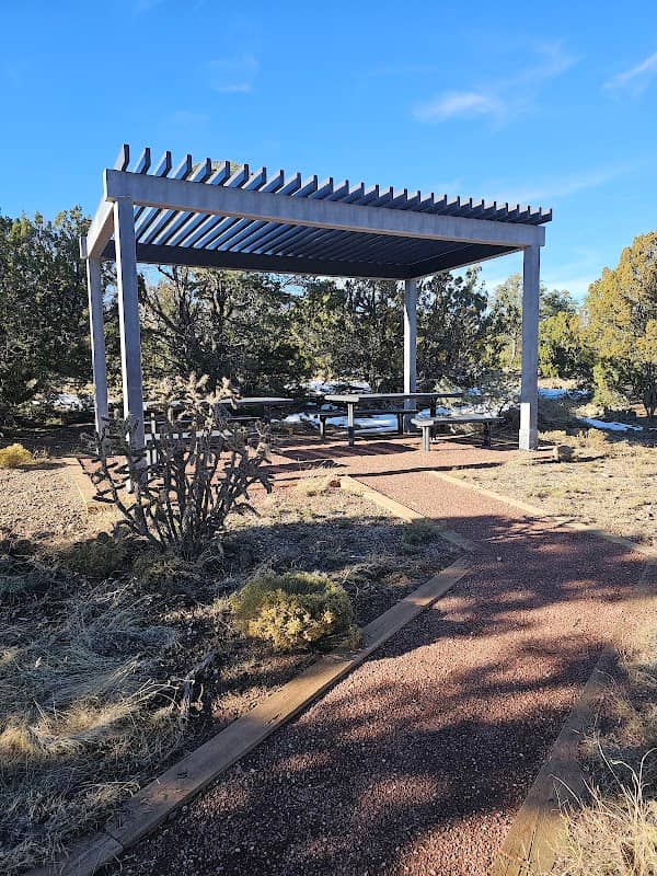 Picnic benches - Image 1