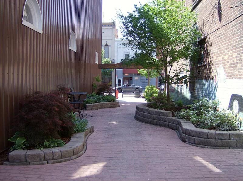 Brickyard Bistro - Image 1