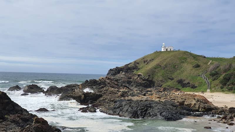 Tacking Point Lighthouse - Image 2