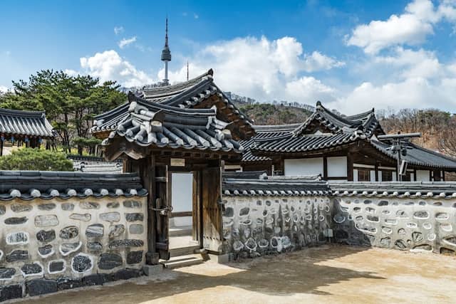 Namsangol Hanok Village - Image 1