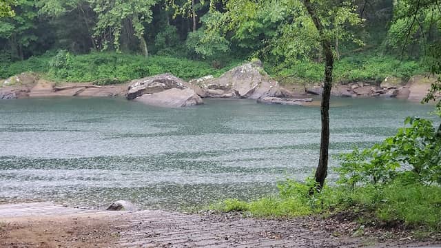 Wood's Ferry River Access - Image 1
