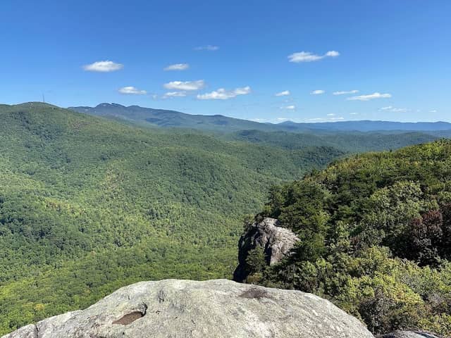 Little Lost Cove Cliffs Trail - Image 1