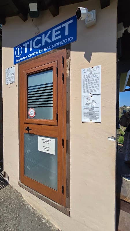 Ticket office Civita di Bagnoregio - Image 3