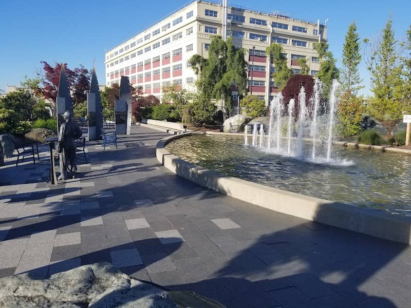 Bremerton Fountains - Image 2