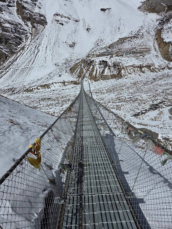 Trail to Throng Phedi Suspension bridge - Image 1