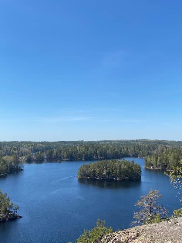 Repovesi nationalpark, Tervajärvi parking lot - Image 1