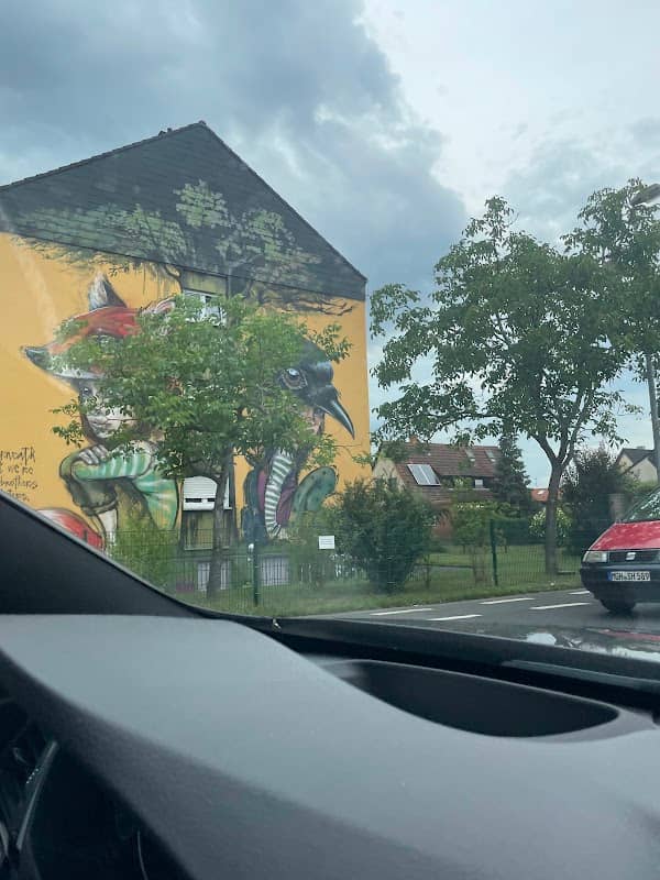 Wandgemälde der Street-Art Künstlerin Hera - Image 1