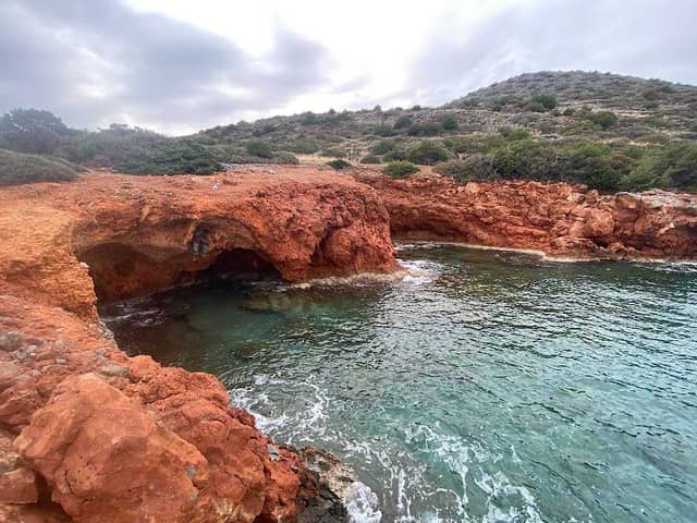 Little Underwater Cave - Image 1