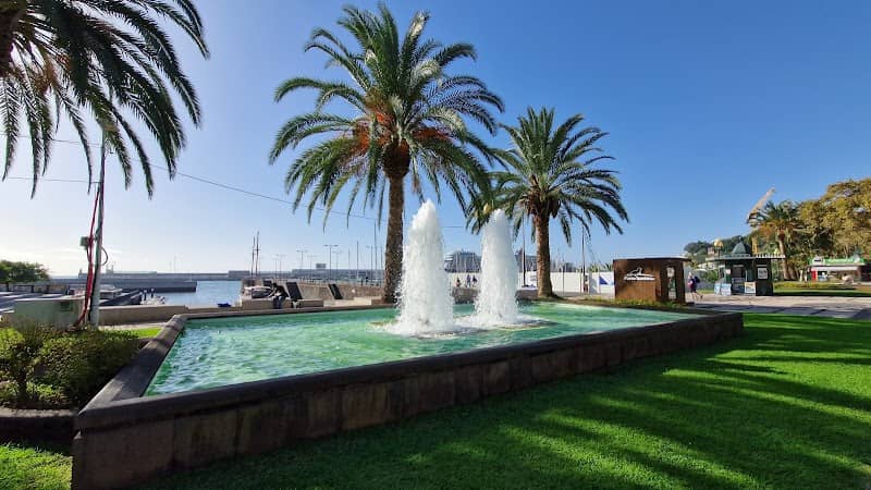 Chafariz da Avenida do Mar - Image 1