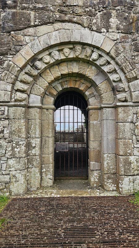 Inis Cealtra (Holy Island) - Image 3