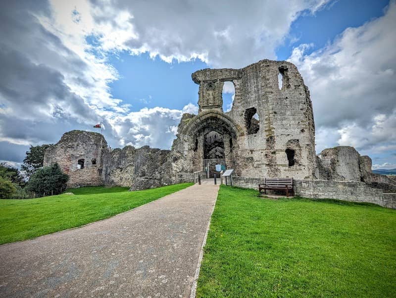 Denbigh Castle - Image 2