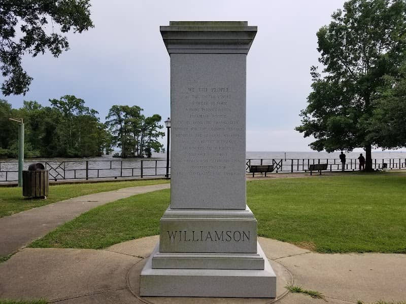 Queen Anne Park - Image 2