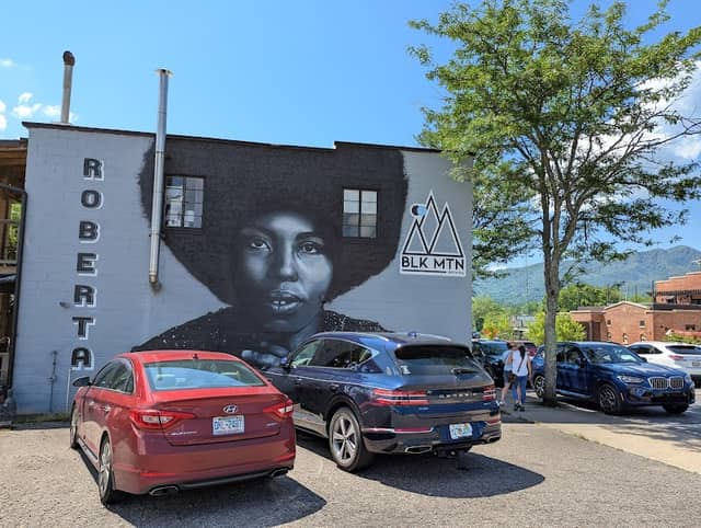 Roberta Flack Mural - Image 1
