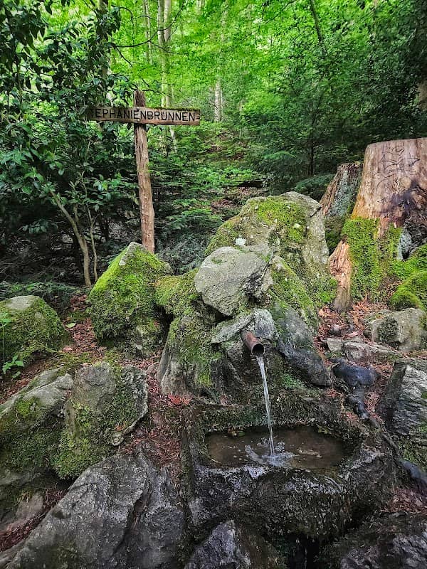 Stefanienbrunnen - Image 1