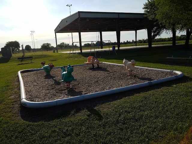 Rynella Park - Image 1