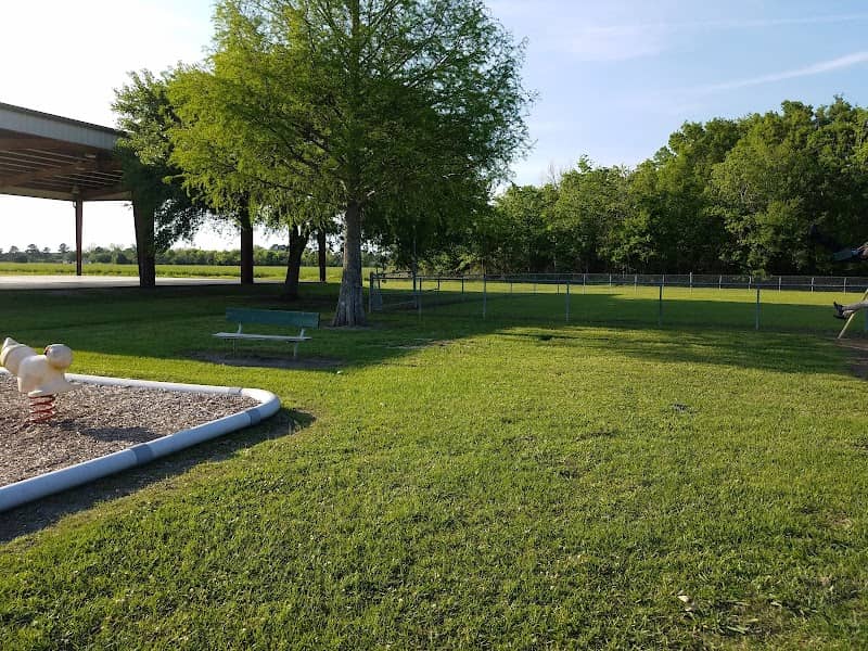 Rynella Park - Image 2