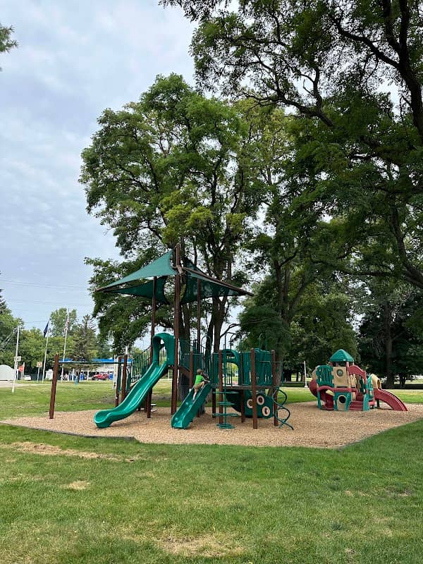 William Ferry Park - Image 2
