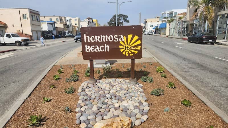 Hermosa Beach Welcome Sign - Image 1