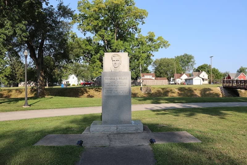 Wendall Willkie Park - Image 2