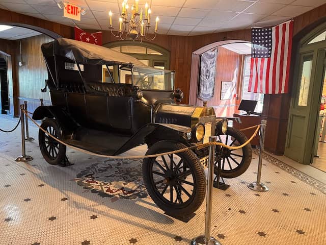 Museum and Archives of Rockingham County - Image 1