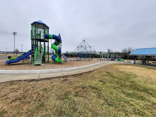 Veterans Memorial Park - Image 1