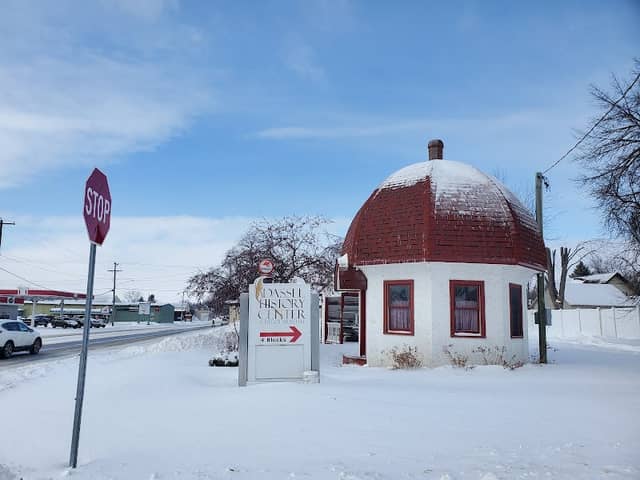 The Mushroom Building - Image 2