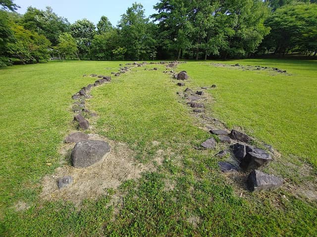 Yubunezawa Stone Circle - Image 1